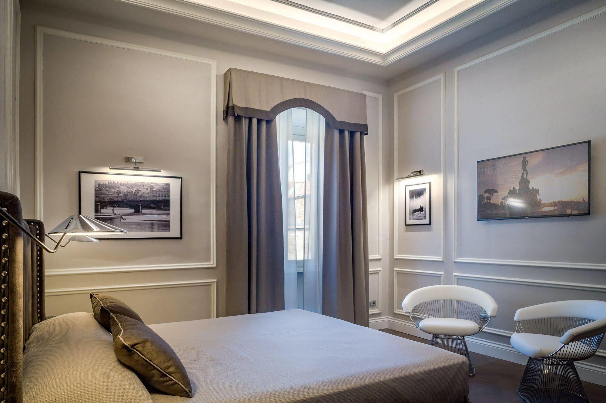 Hotel Bretagna Heritage - Alfieri Collezione Florenz Exterior foto