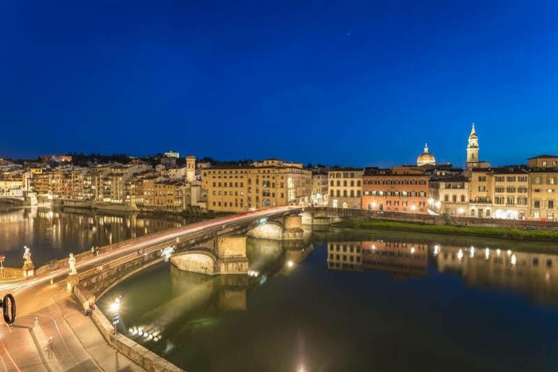 Hotel Bretagna Heritage - Alfieri Collezione Florenz Exterior foto